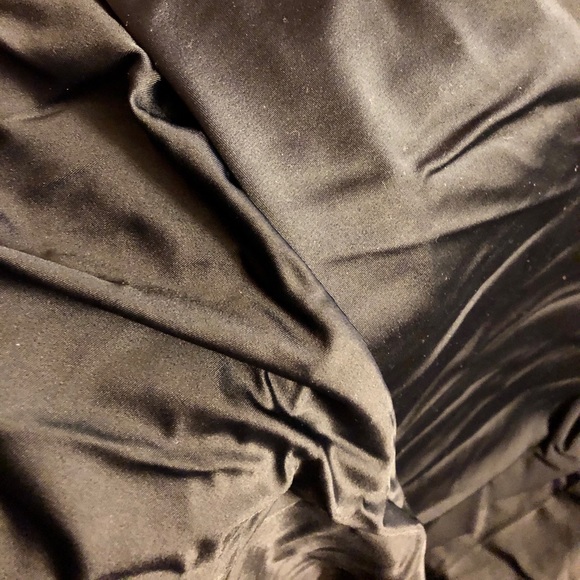 NEW GREATER THAN SPORTS Liquid Leggings in Black - Picture 8 of 8